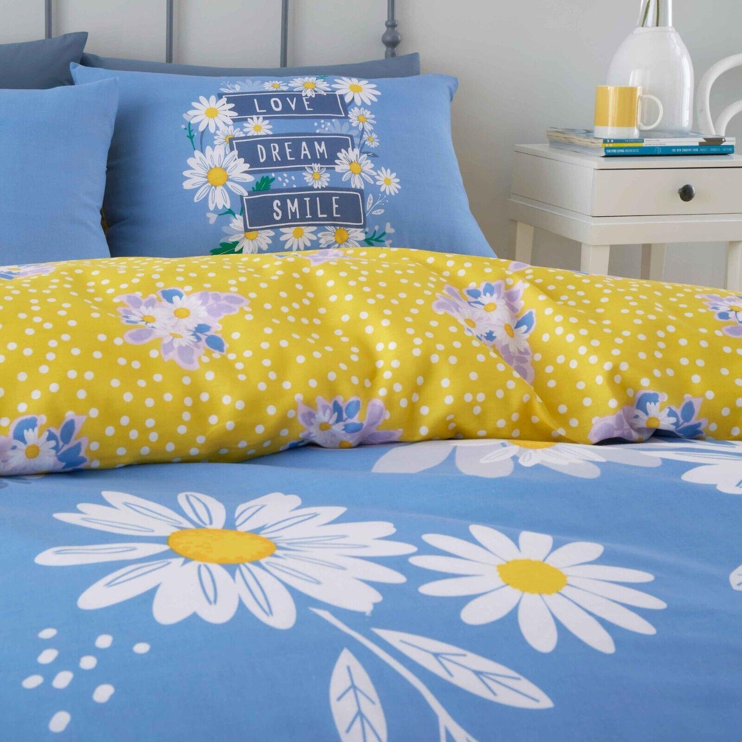 Blue Daisy Flower Floral Print Duvet Cover Reversible Bedding Set